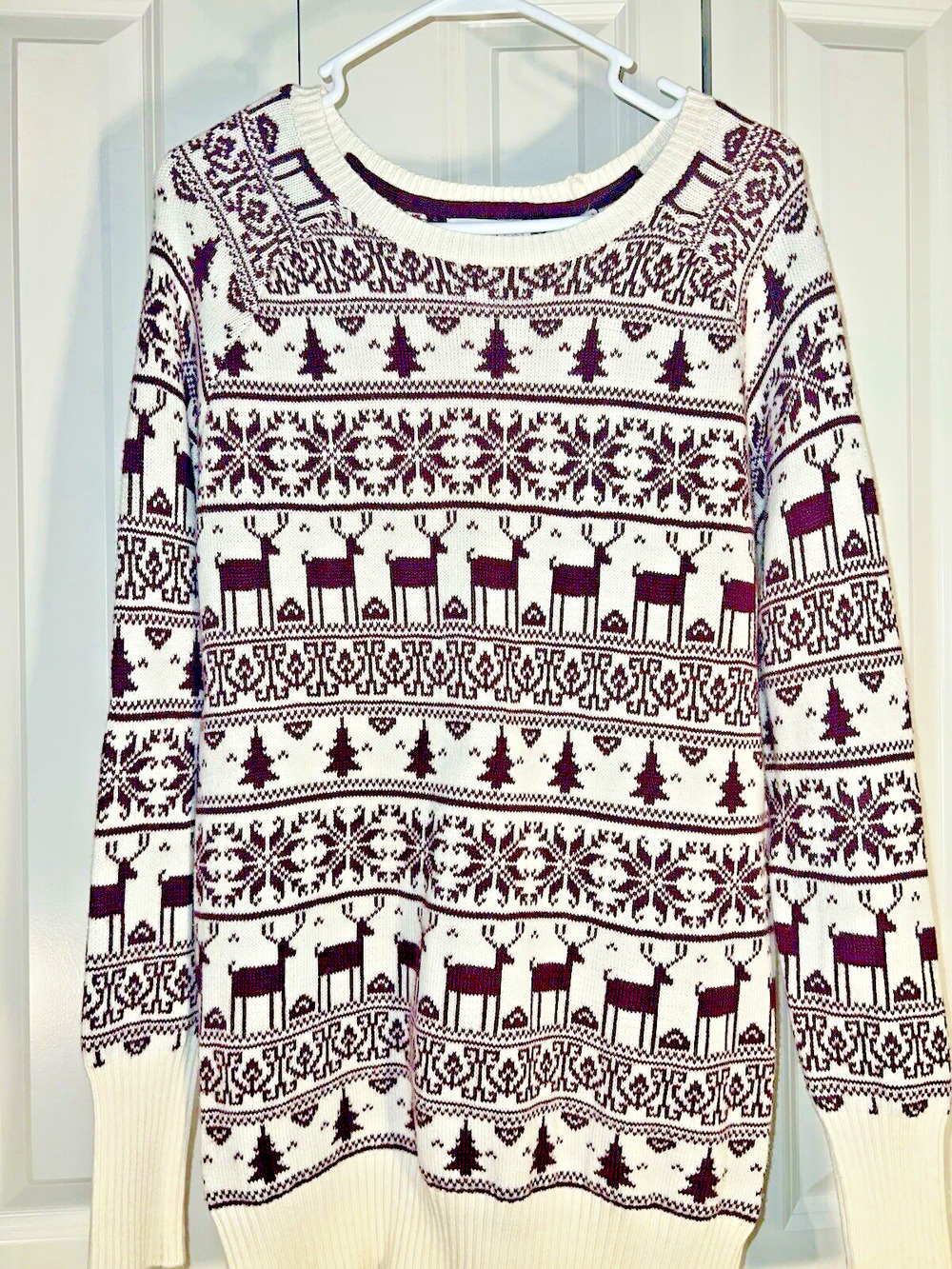 Anthropologie Shrinking Violet Reindeer Sweater Women's Large-Burgundy